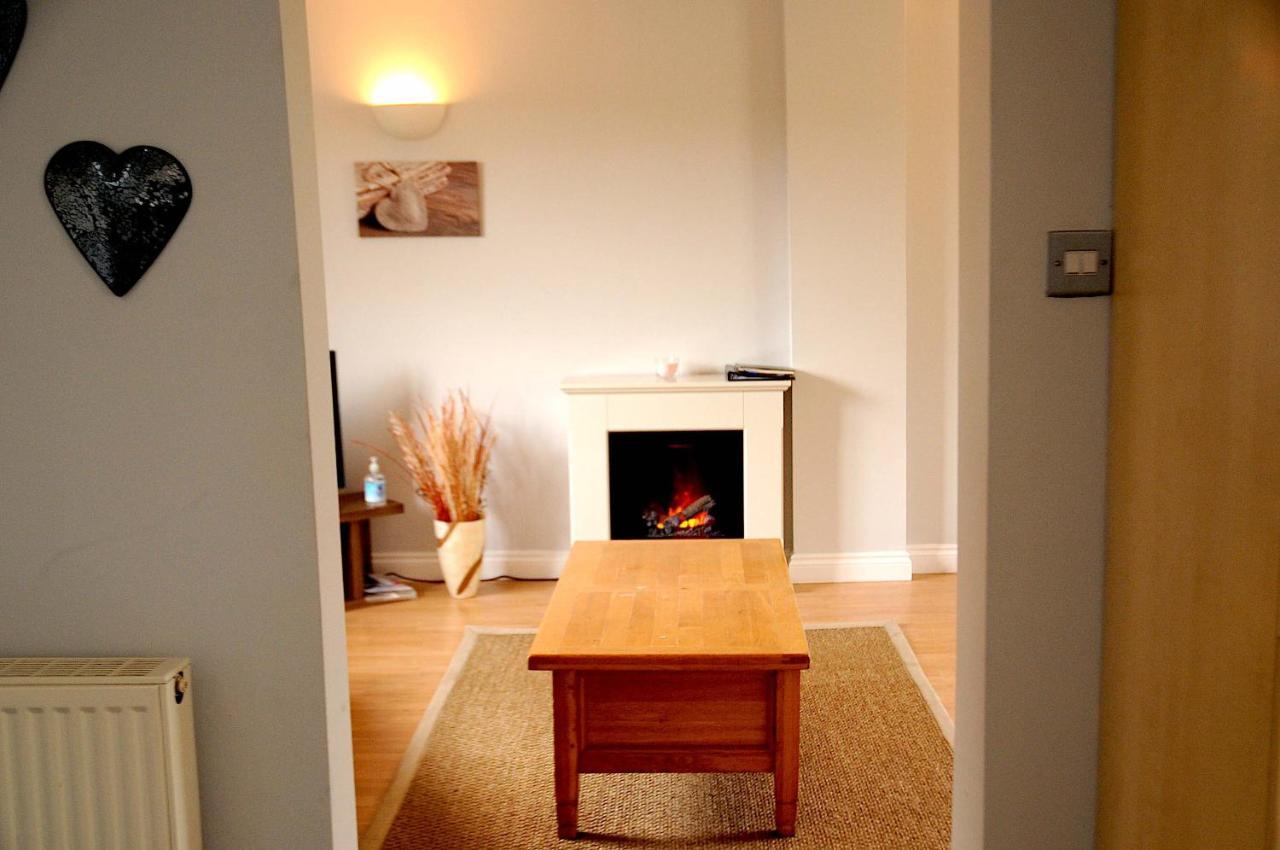 Northlands Farm - Old Farm Cottage Chichester Extérieur photo
